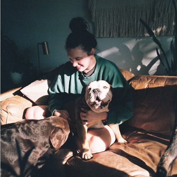 Meet Your Posher | Hi, I'm Sara! - Picture 1 of 1